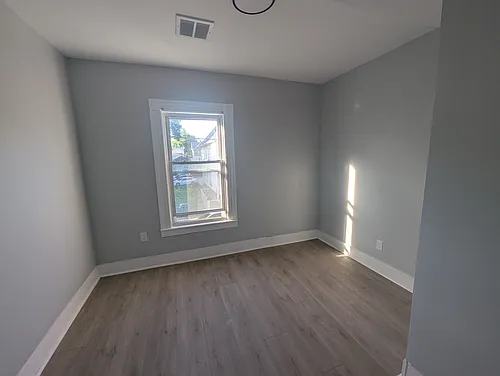 70 Sexton St Photo 1