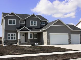 4761 41st St S, Fargo, ND 58102