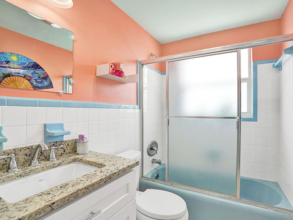 1st image of 2508 Bay Drive #27&28