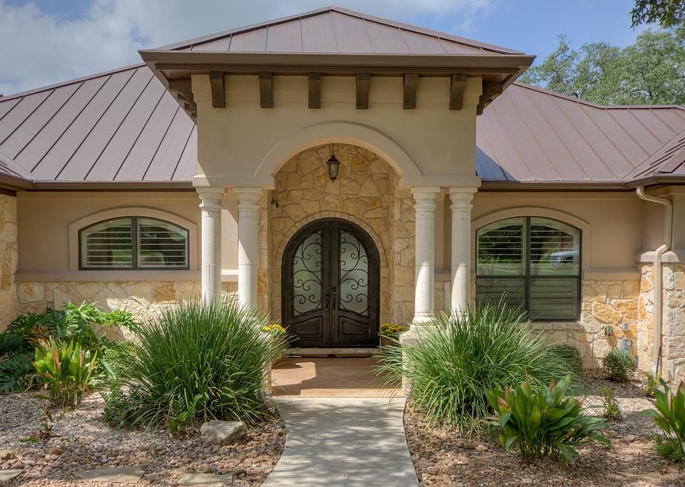 1st image of 1094 Provence Pl