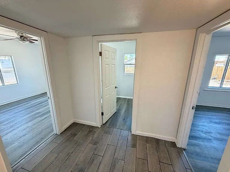 352 W Roosevelt Ave — Photo 14