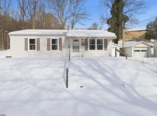 1237 Bellaire St, Fairmont, WV 26554