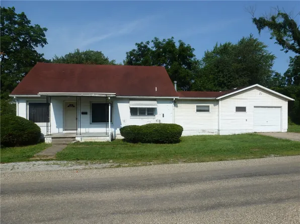 1205 Clarence St, Danville, IL 61832