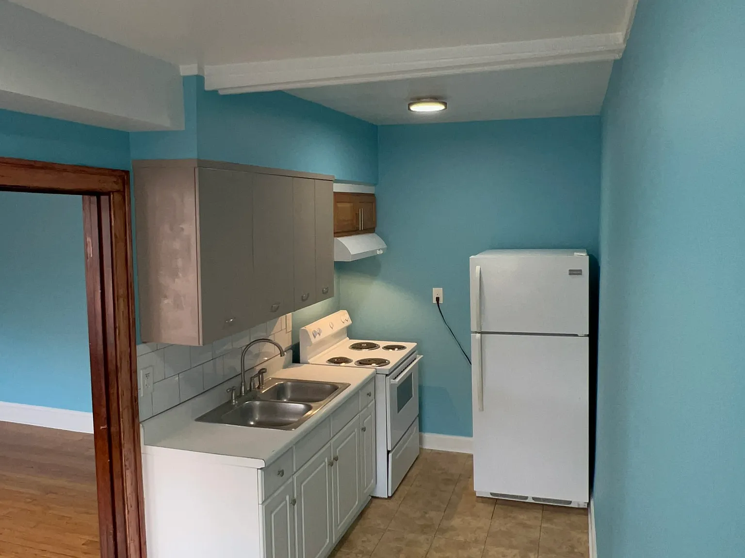 Studio, 414 sqft, $900 — Photo 4