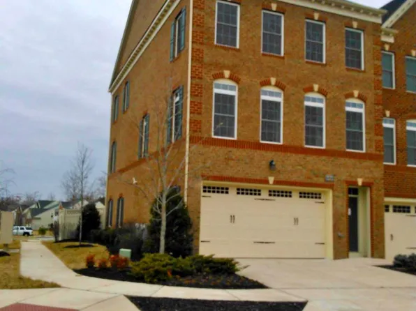 4900 Earths Bounty Dr, Bowie, MD 20720