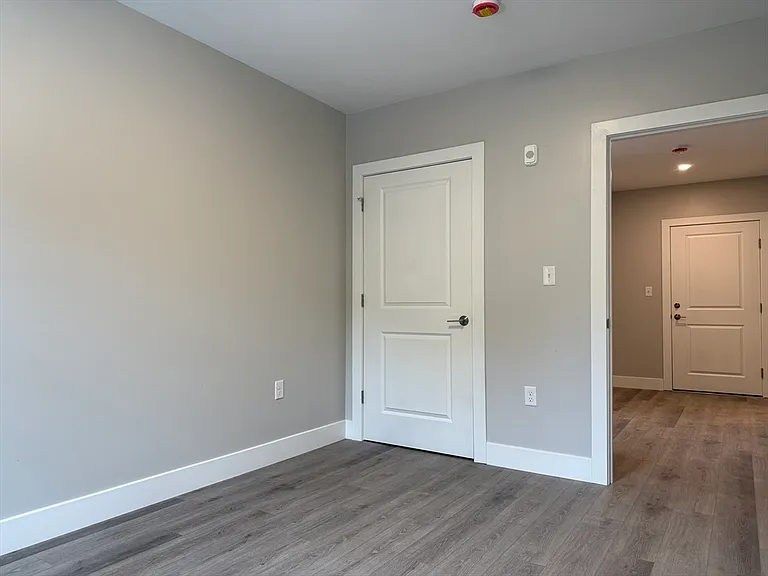 251 Sladen St #207 — Photo 11