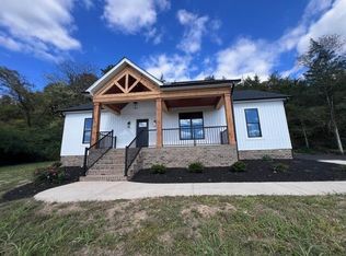 560 East Main, Scottsville, VA 24590