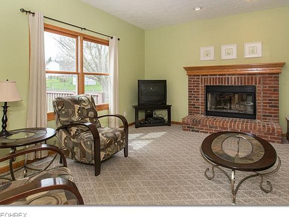 5th image of 1595 Jacqueline Dr