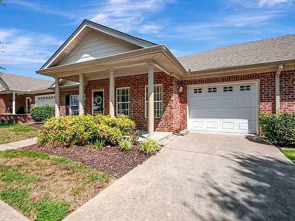 3rd image of 211 Wrennewood Ln