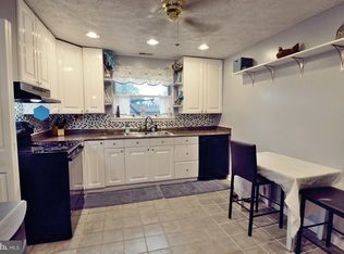 514 Oakwood Rd, Glen Burnie, MD