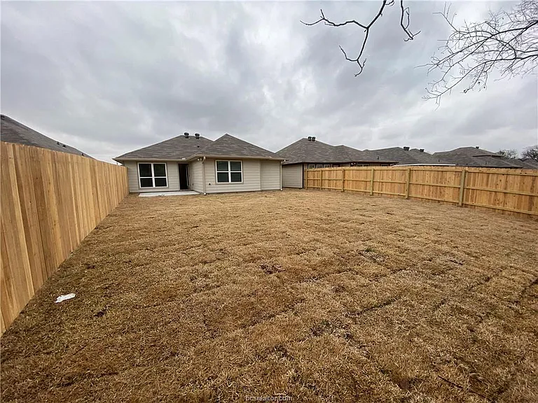 3721 McKenzie St — Photo 24