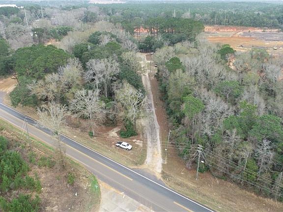 3rd image of 4560 W Lott Rd