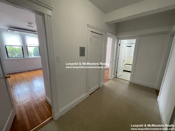 30 Bellevue St, West Roxbury, MA