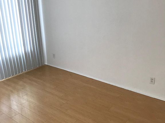 2nd image of 4580 Inglewood Blvd APT 8