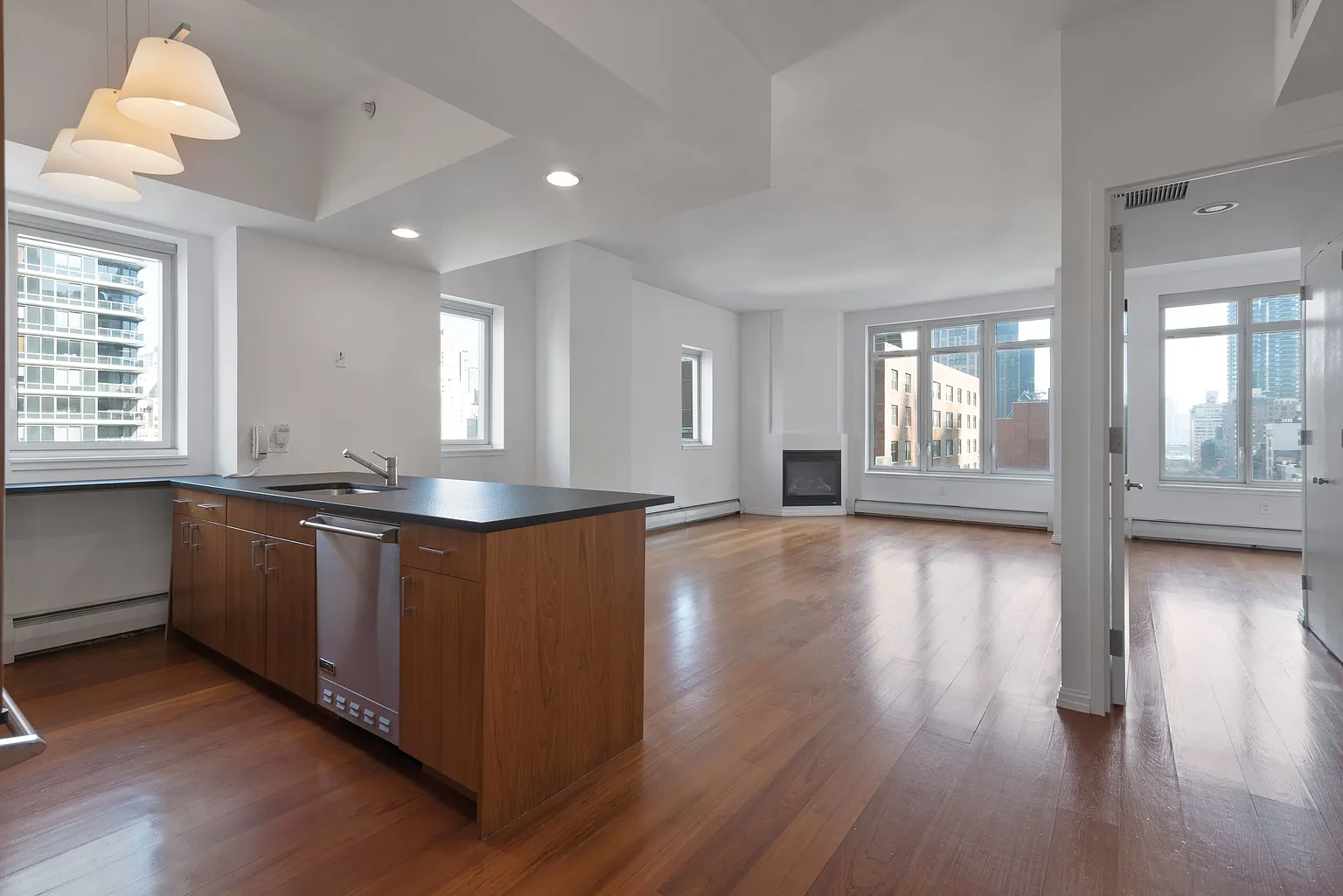 205 E 59th St APT 10C photo 1