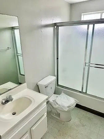 121 S Avenue 52 #D — Photo 14