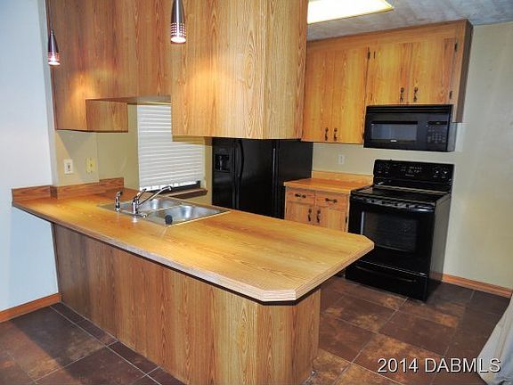 4th image of 1668 Spring Garden Ct #1668