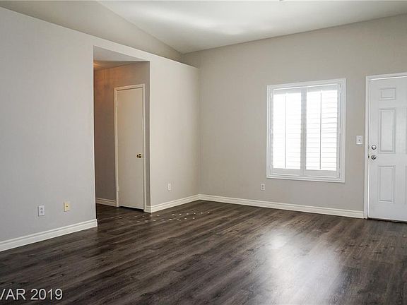 4th image of 3115 Tarpon Dr