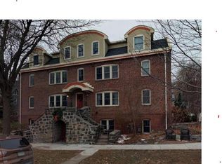97 Langford Park, Saint Paul, MN 55108
