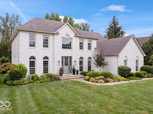 10776 Woodmont Ln, Fishers, IN