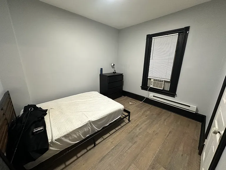 530 Montclair Ave — Photo 7