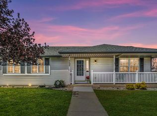 3608 Kennsington Square Rd, Sturtevant, WI 53177