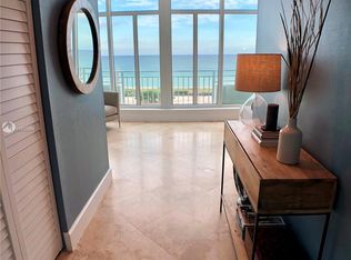 7600 Collins Ave #PENTHOUSE 1206, Miami Beach, FL 33141