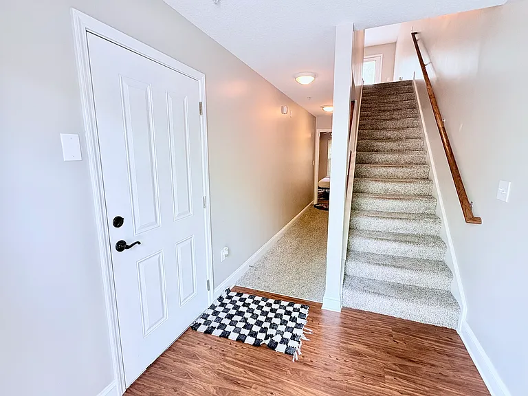 203 Kelly Rd #904 — Photo 6