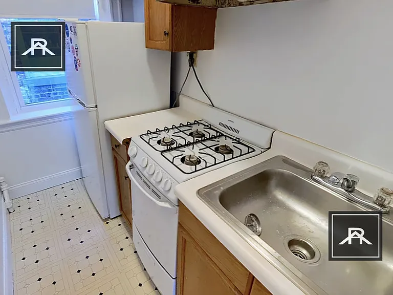 1822 Beacon St #7 — Photo 1