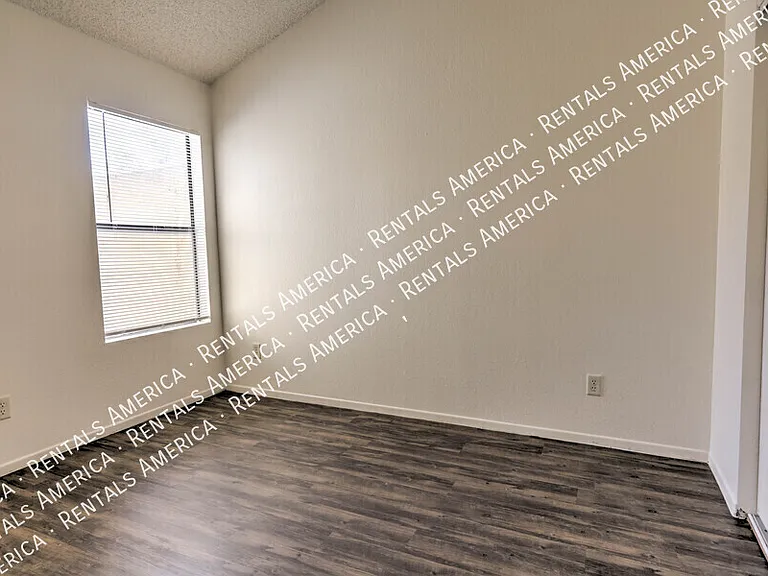 2950 W Avenida Destino — Photo 16