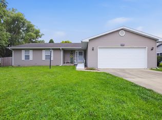 203 Ira St, Urbana, IL 61802