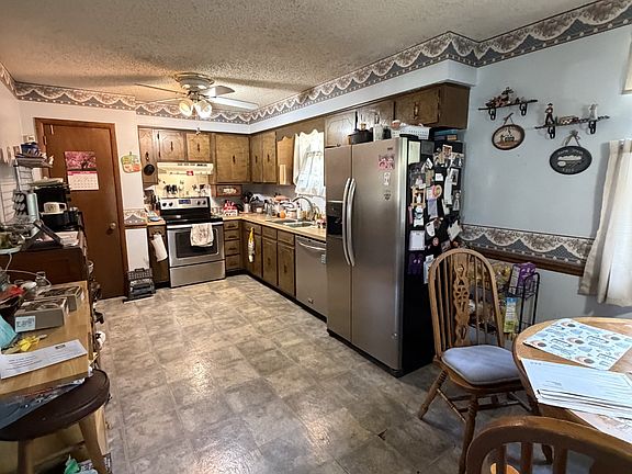 4th image of 3305 Country Way Rd
