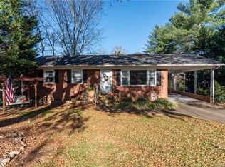 612 Forney Ave, Lincolnton, NC 28092