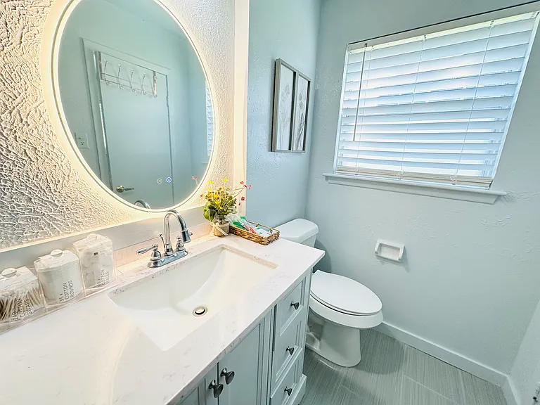 1004 Dominik Dr — Photo 23