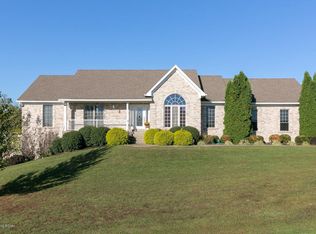 4800 Sycamore Run Cir, La Grange, KY 40031
