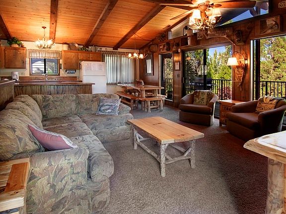 2nd image of 581 Chipmunk Ln