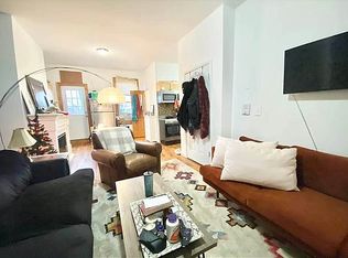 294A McGuinness Blvd #3, Brooklyn, NY 11222