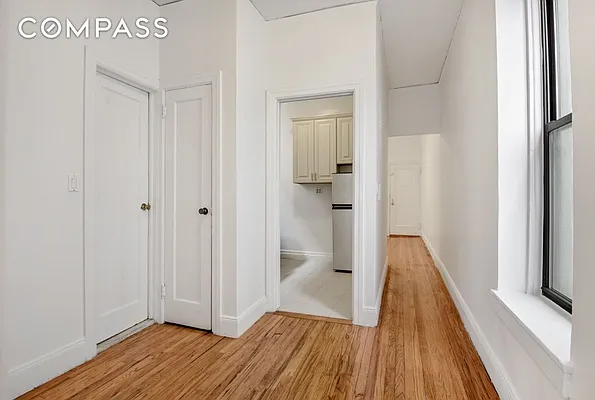 Rented by Compass | media 12