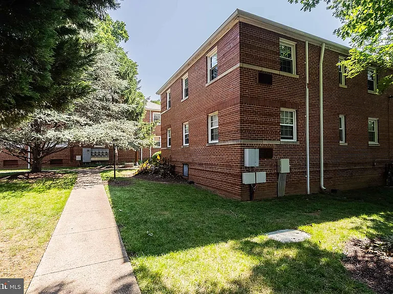 4374 N Pershing Dr #43744 — Photo 21