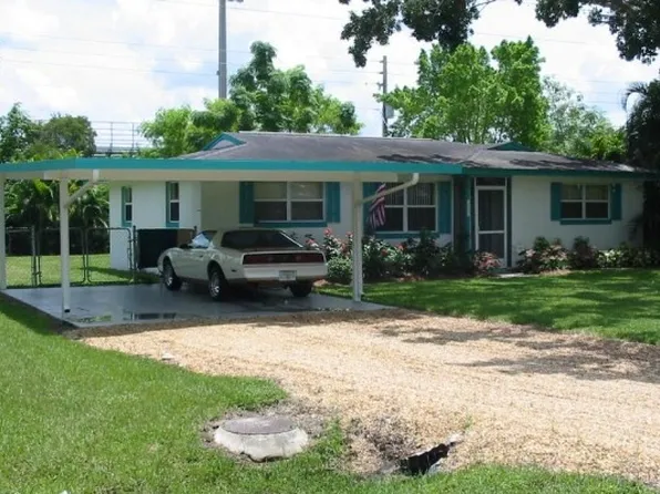 6683 E Tropicana Dr, Fort Myers, FL 33919