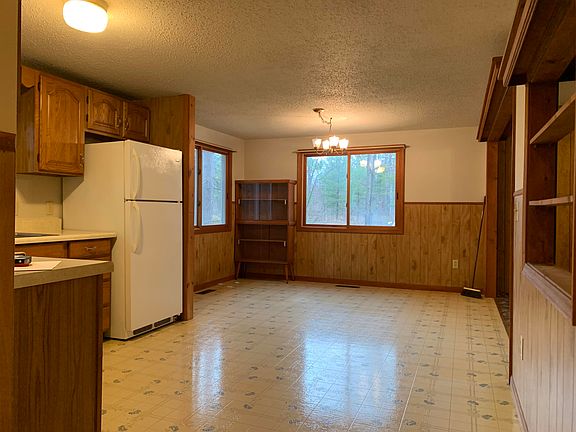 2nd image of 21925 Oak Ave Lot 11