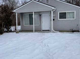 9558 Meyers Rd, Detroit, MI 48227