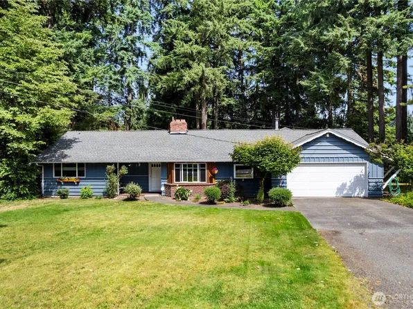 8415 57th Avenue E, Puyallup, WA 98371