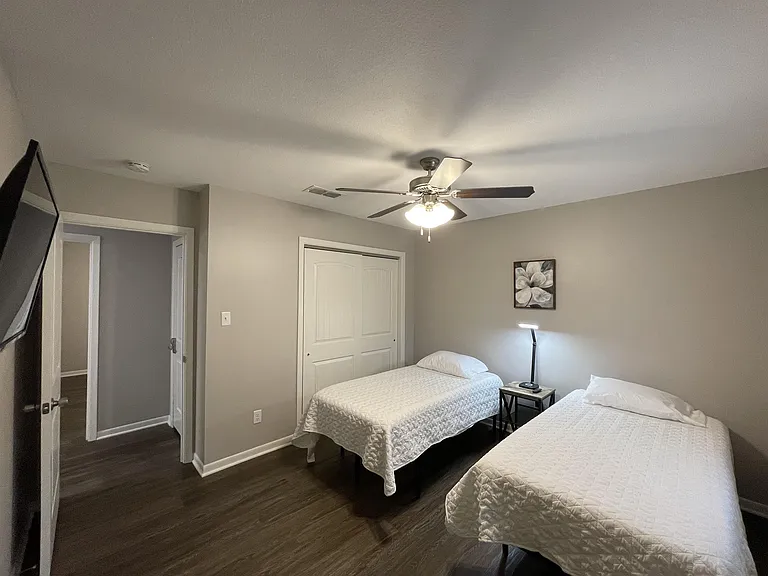 6503 Chaparral St — Photo 18