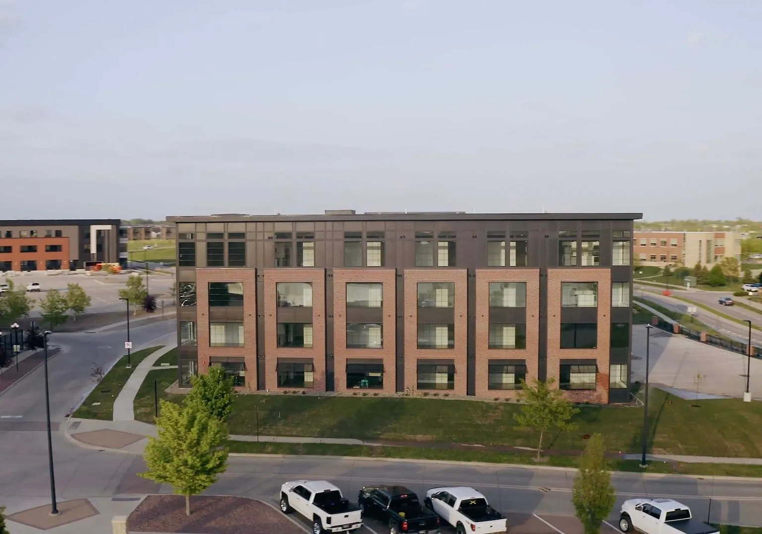 District Lofts ll Apartments — Photo 3