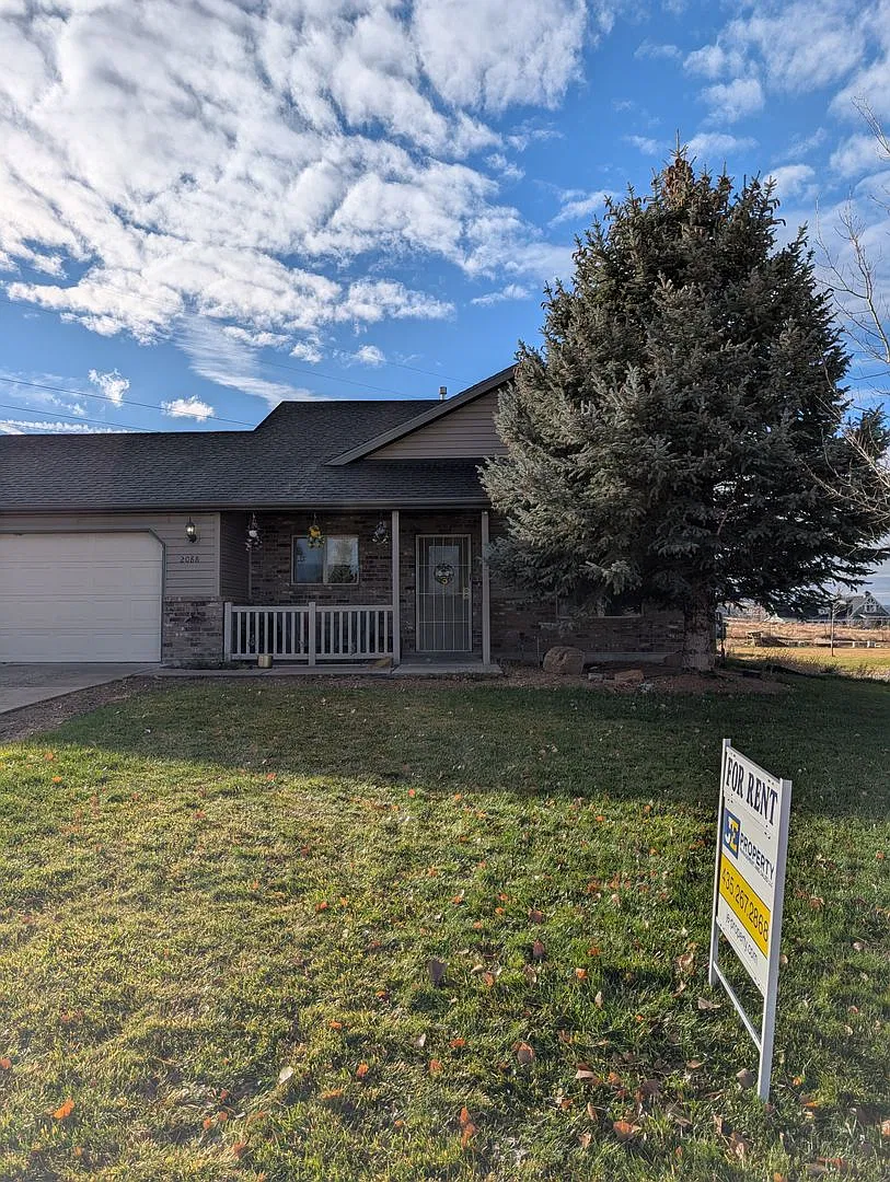 3 Bedroom Home — Photo 1