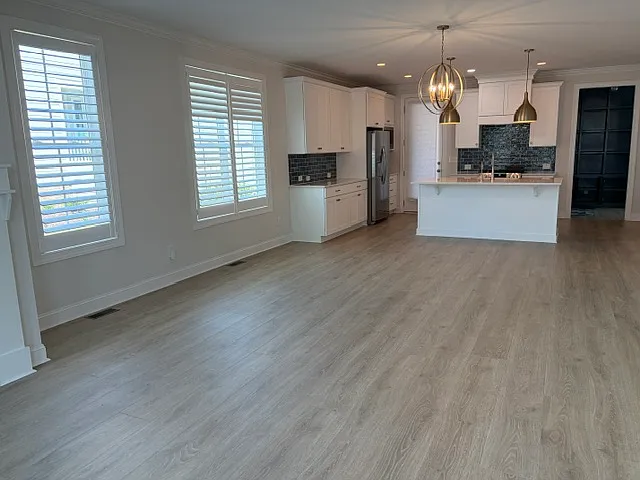 178 Wendover Parkway - 1 — Photo 3