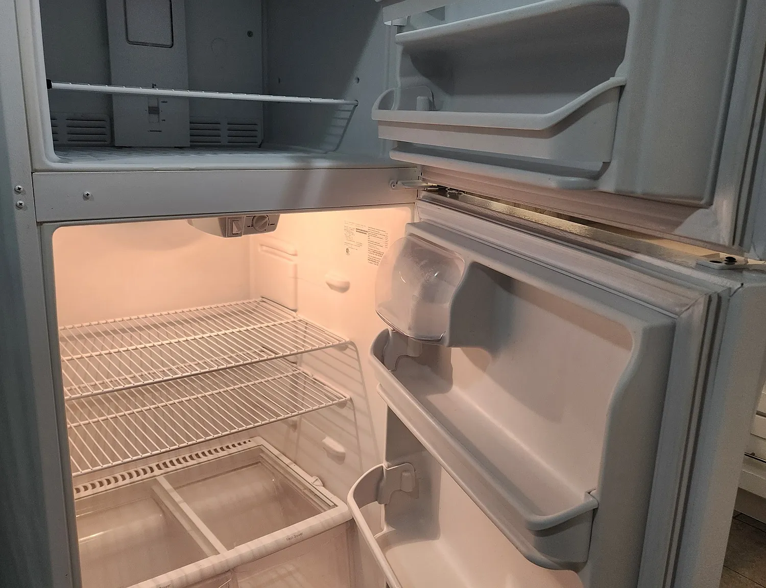 2 bed, 975 sqft, $1,960 — Photo 4