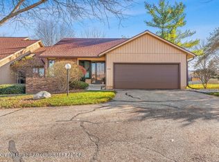 1606 Willow Creek Dr UNIT 53, Lansing, MI