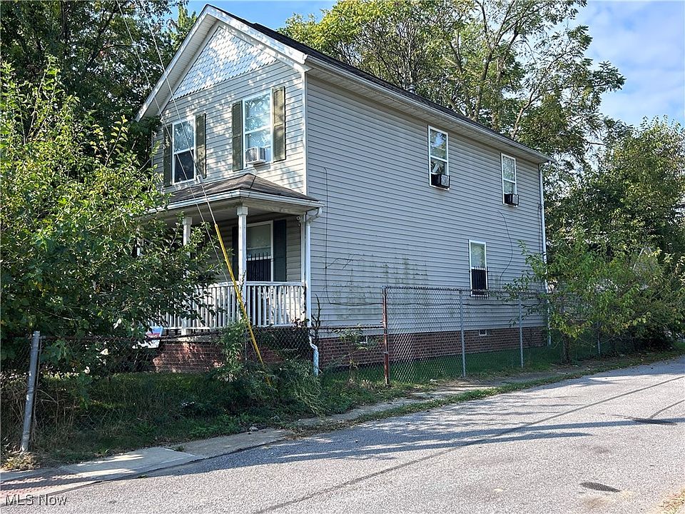 2nd image of 1190 E 112th St